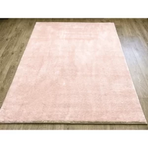 Montana pink szőnyeg kellemes rózsaszín színben. Sűrű szövésű, puha tapintású szőnyeg.