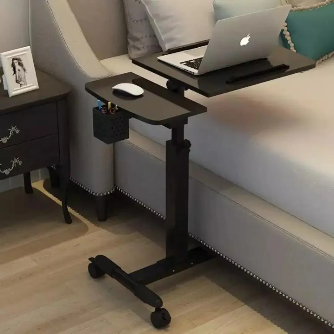 Állítható laptop asztal, laptopállvány fekete színben. Kerekei miatt, könnyen mozgatható bárhová, illetve kialakítása miatt akár az ágyban, kanapén vagy széken is kényelmesen dolgozhatunk rajta.