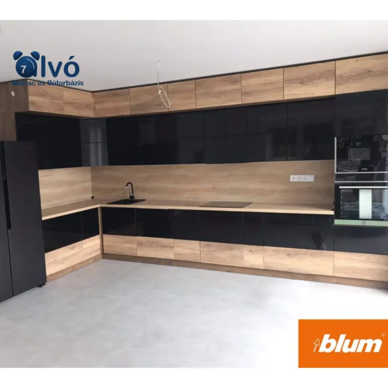 Gyönyörű, prémium minőségű L alakú konyhabútor bolzano tölgy és különleges magasfényű fekete színben, blum vasalatokkal.