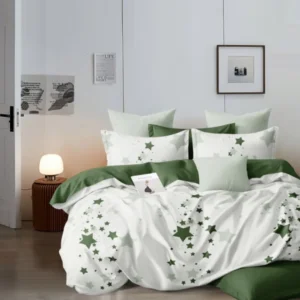 Zöld csillagos ágyneműhuzat garnitúra. Modern mintázat, letisztult színek, minőségi pamut anyag.